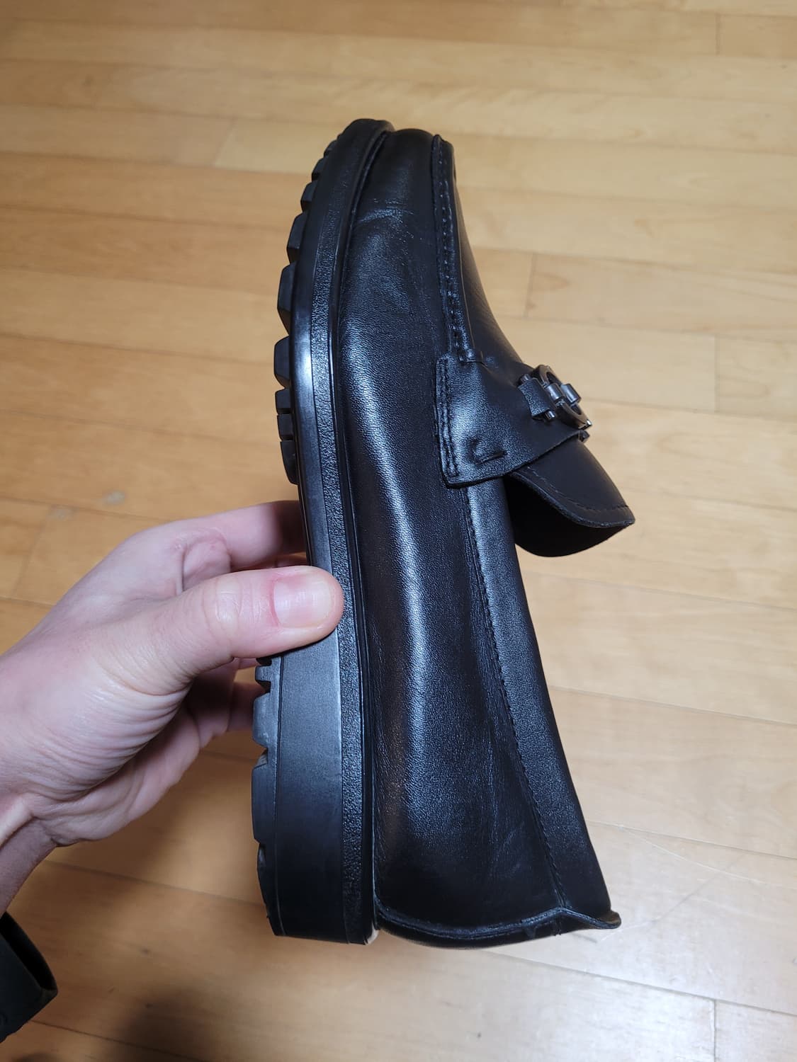 정품 페라가모 간치니 로퍼 상품이미지4