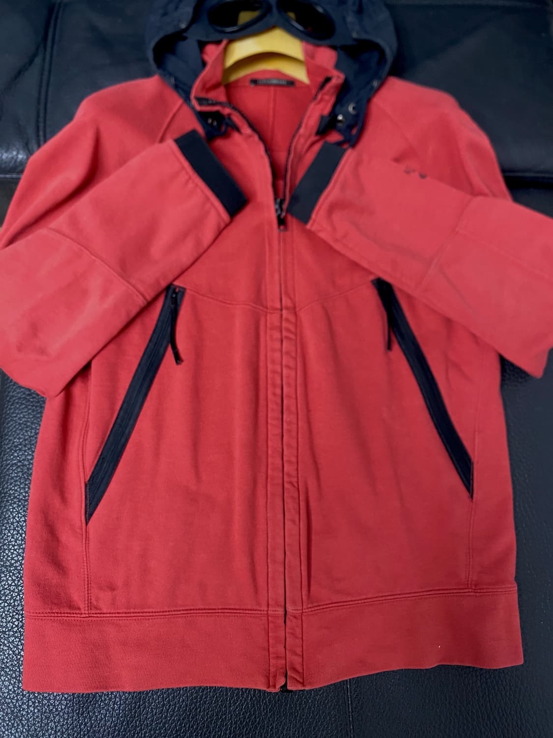 cp컴퍼니 고글 후드 집업 레드 105사이즈 상품이미지7