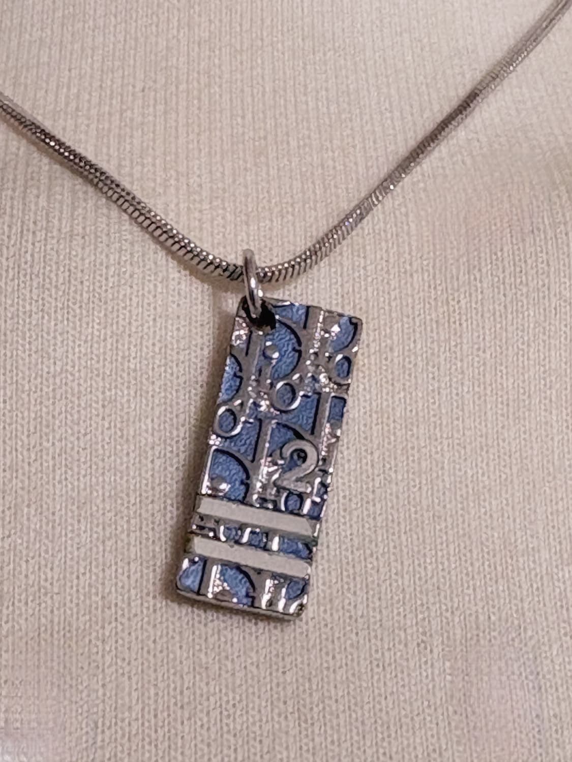 디올 오블리크 트로터 넘버링 블루 목걸이 상품이미지2