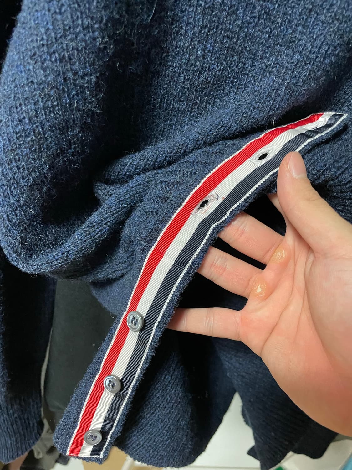 톰브라운 네이비 니트 상품이미지3