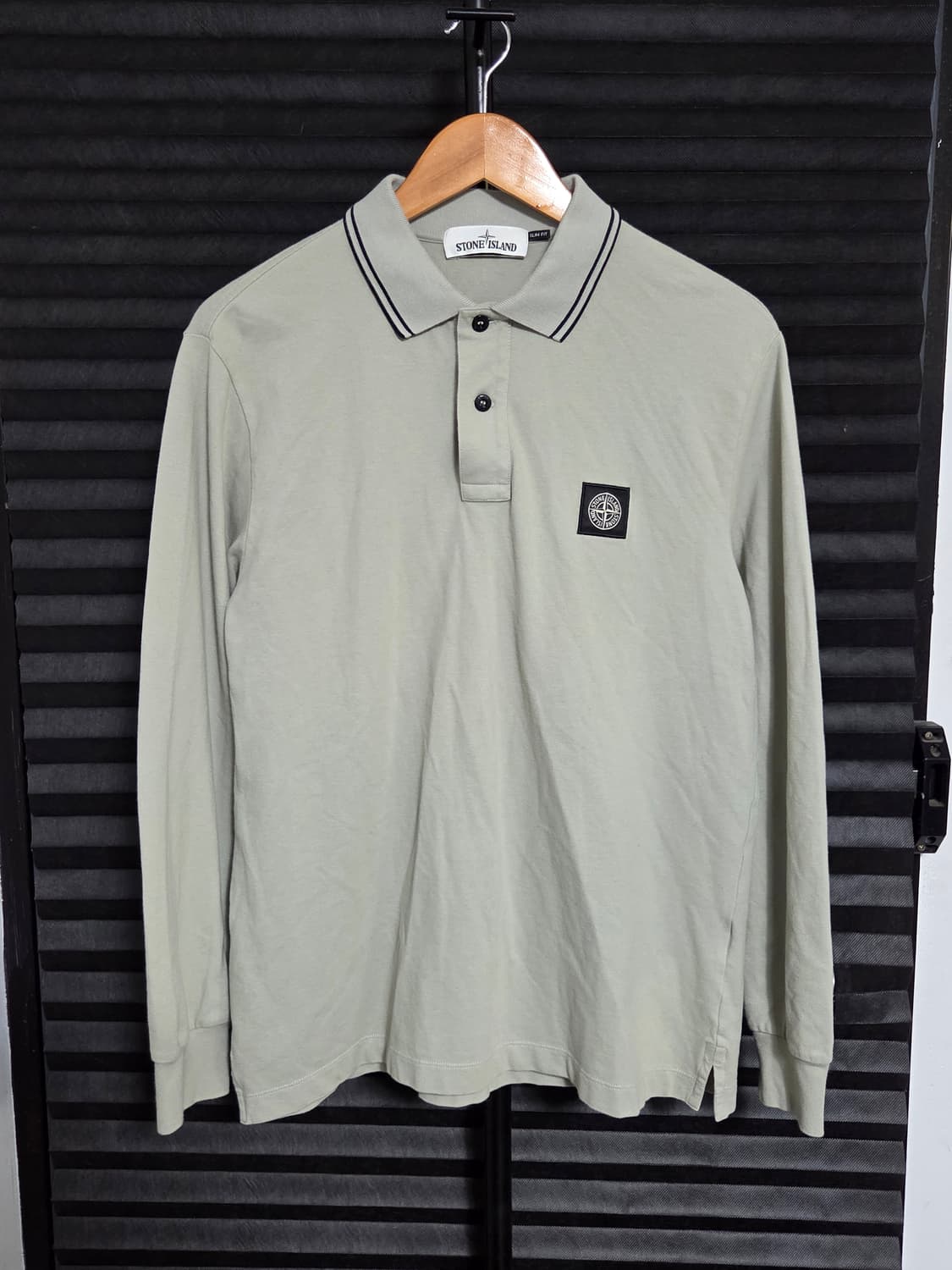 (정품) [스톤아일랜드] 컴퍼스 로고 패치 폴로 셔츠 | 00031 상품이미지1