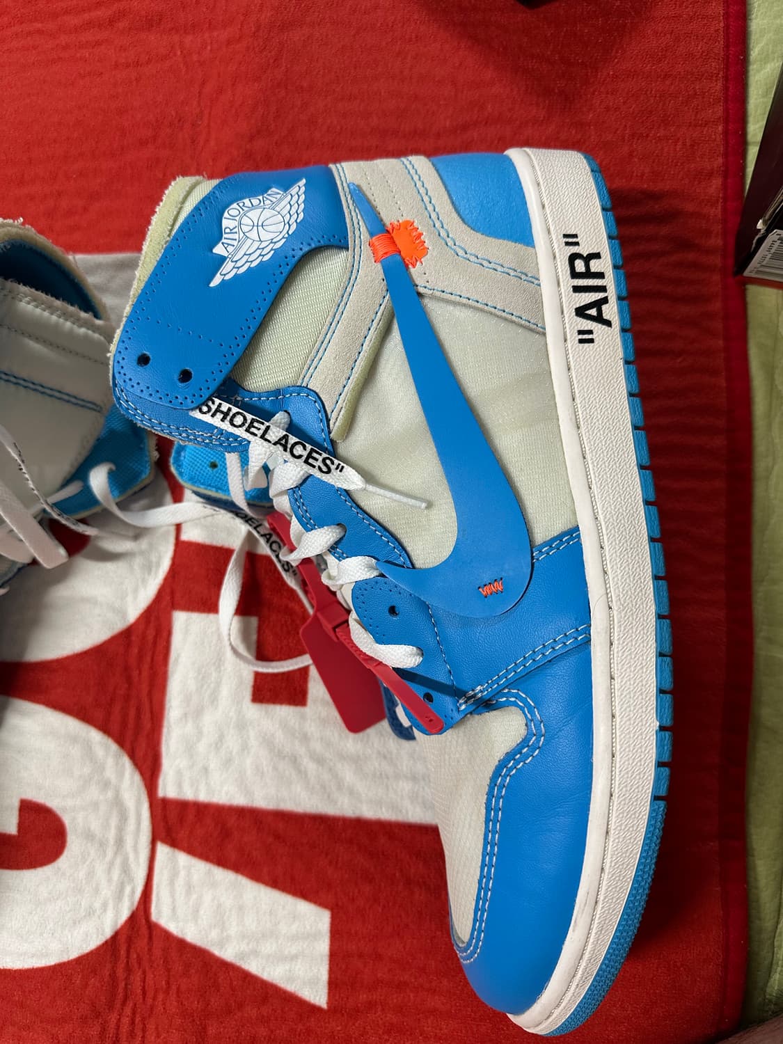 오프화이트 조던 1 unc 310사이즈 상품이미지5