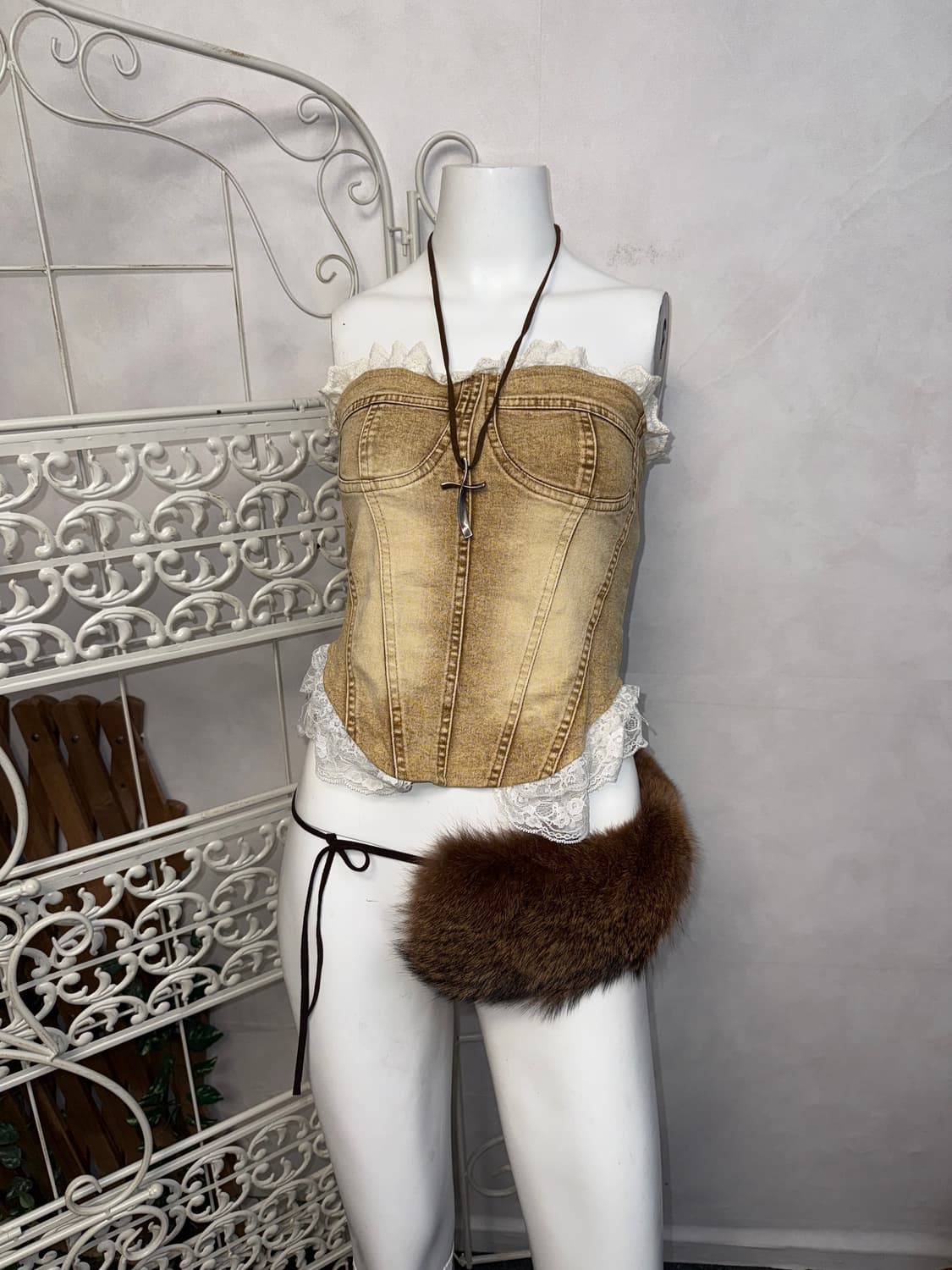 Washing beige denim lace tube top 상품이미지2