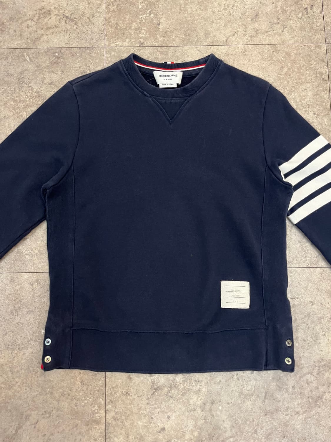 톰브라운 루프백 4-바 맨투맨 네이비 2 #csz3935 상품이미지4