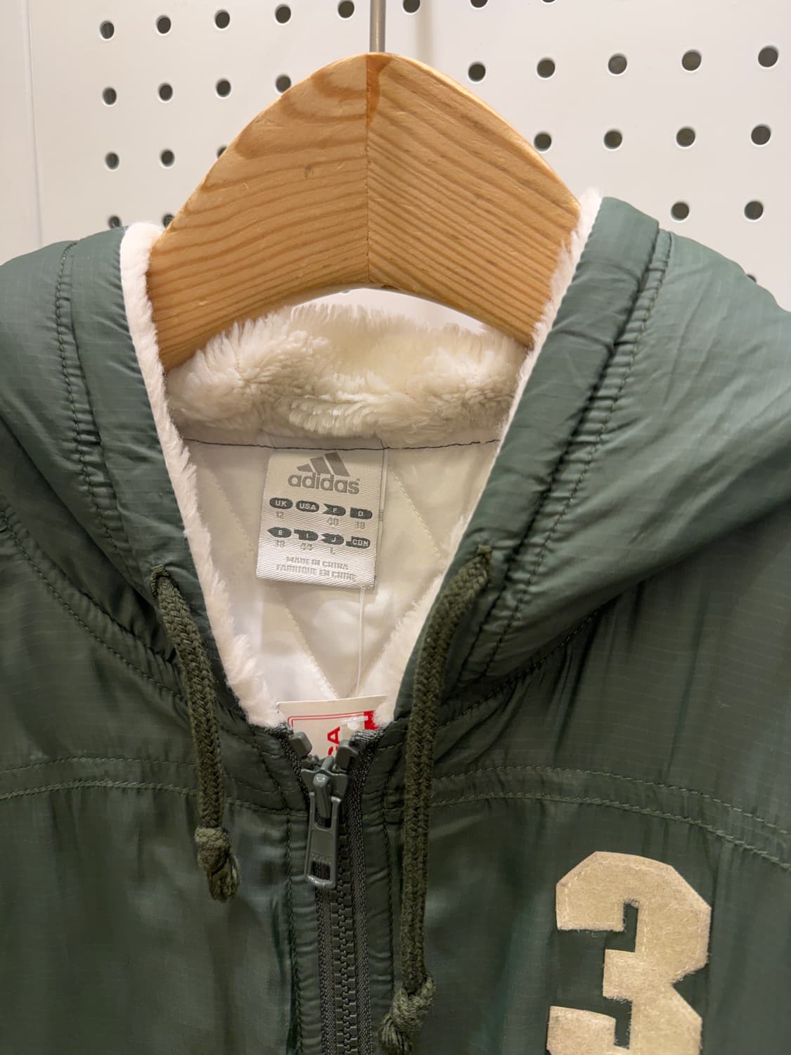 00s 아디다스 이너 퍼 크롭 후드 자켓 U327 상품이미지5