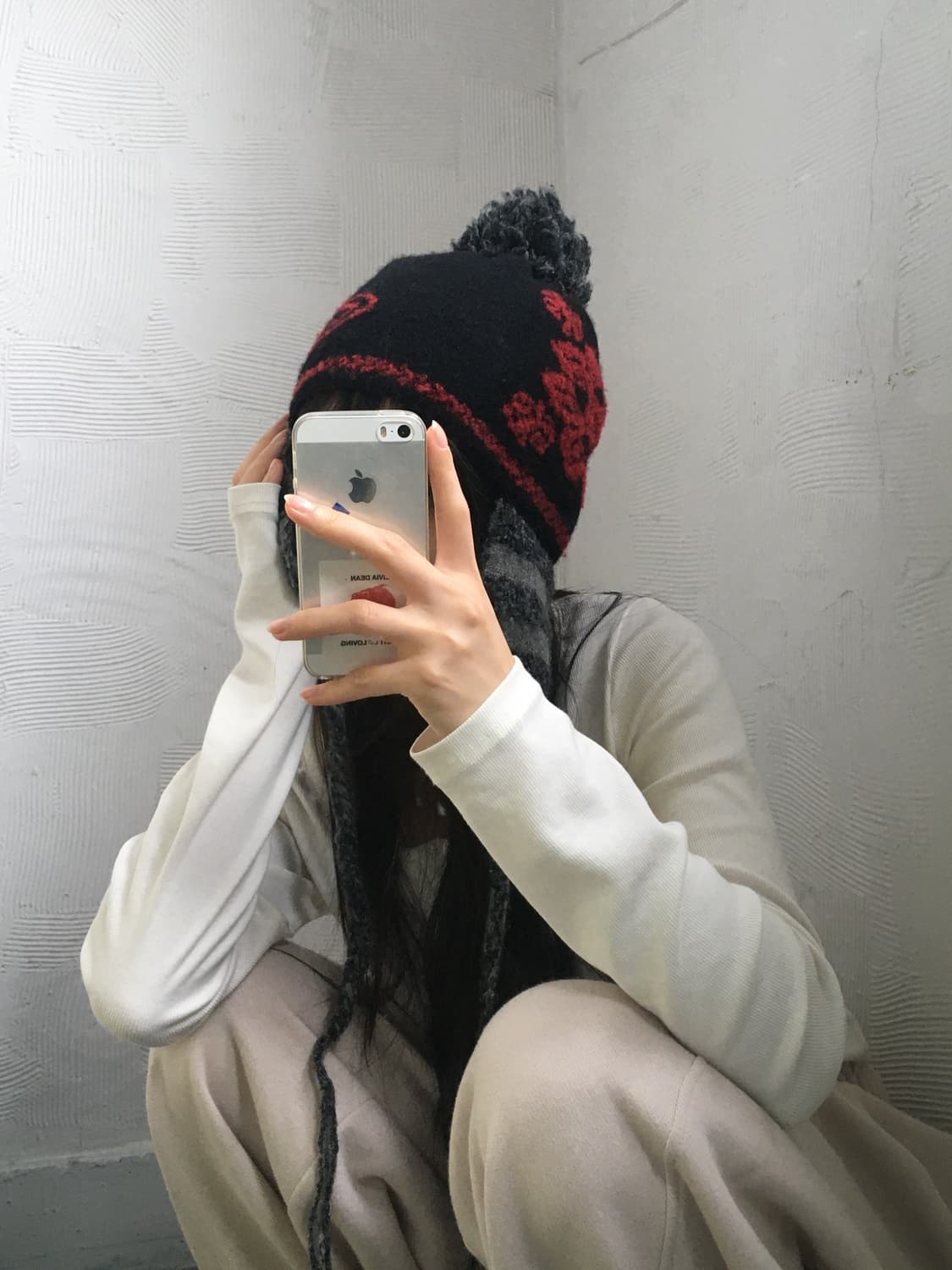 Vivienne Westwood 비비안웨스트우드 니트 이어 플랩 비니 상품이미지3