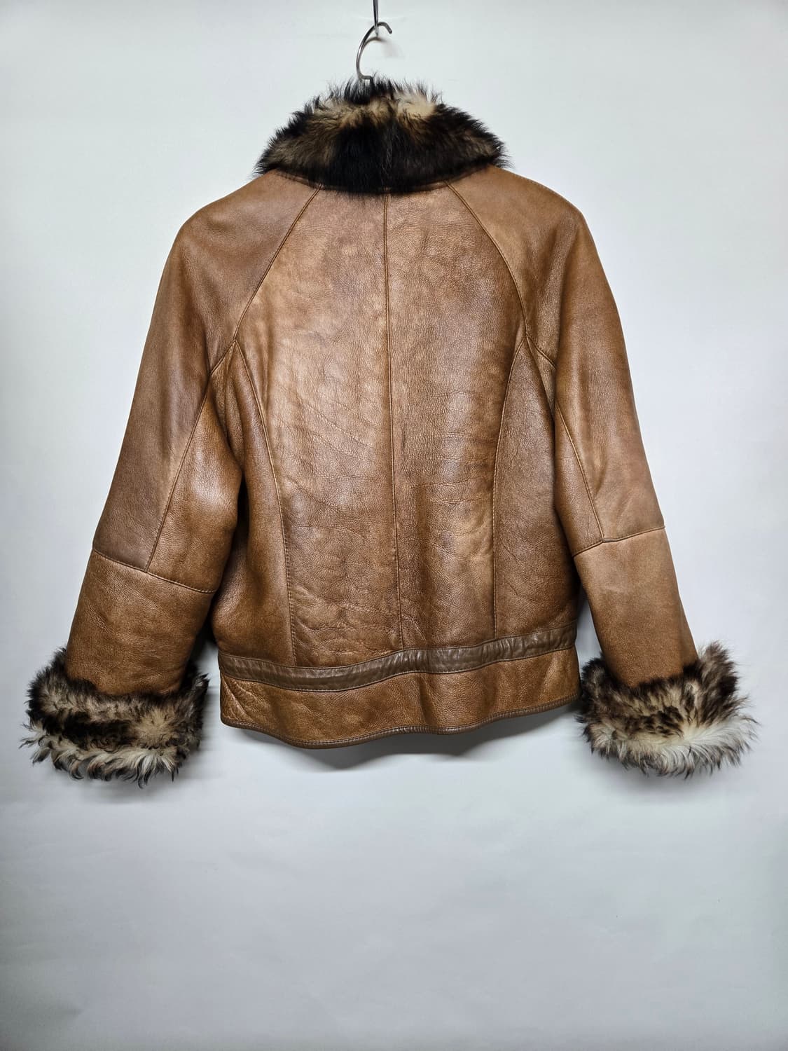 Rugby 양가죽 퍼 트리밍 무스탕 자켓 여105 상품이미지2