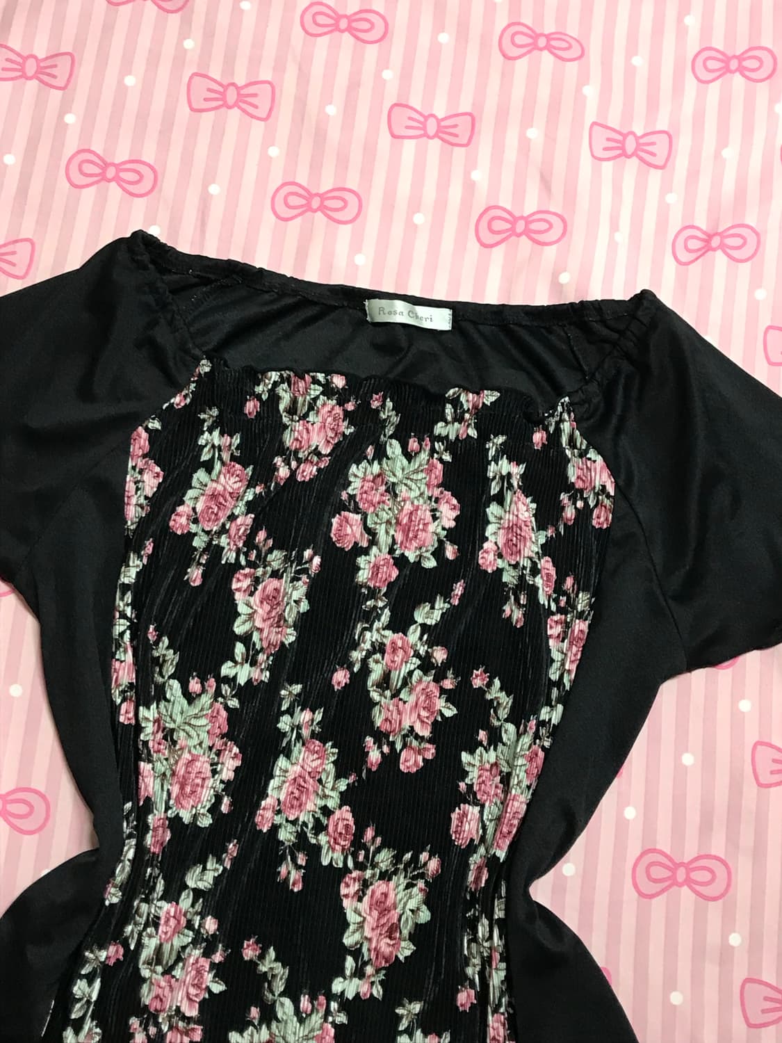 Rosa cheri 플라워 레이어드 블랙 오프숄더 티셔츠 상품이미지2