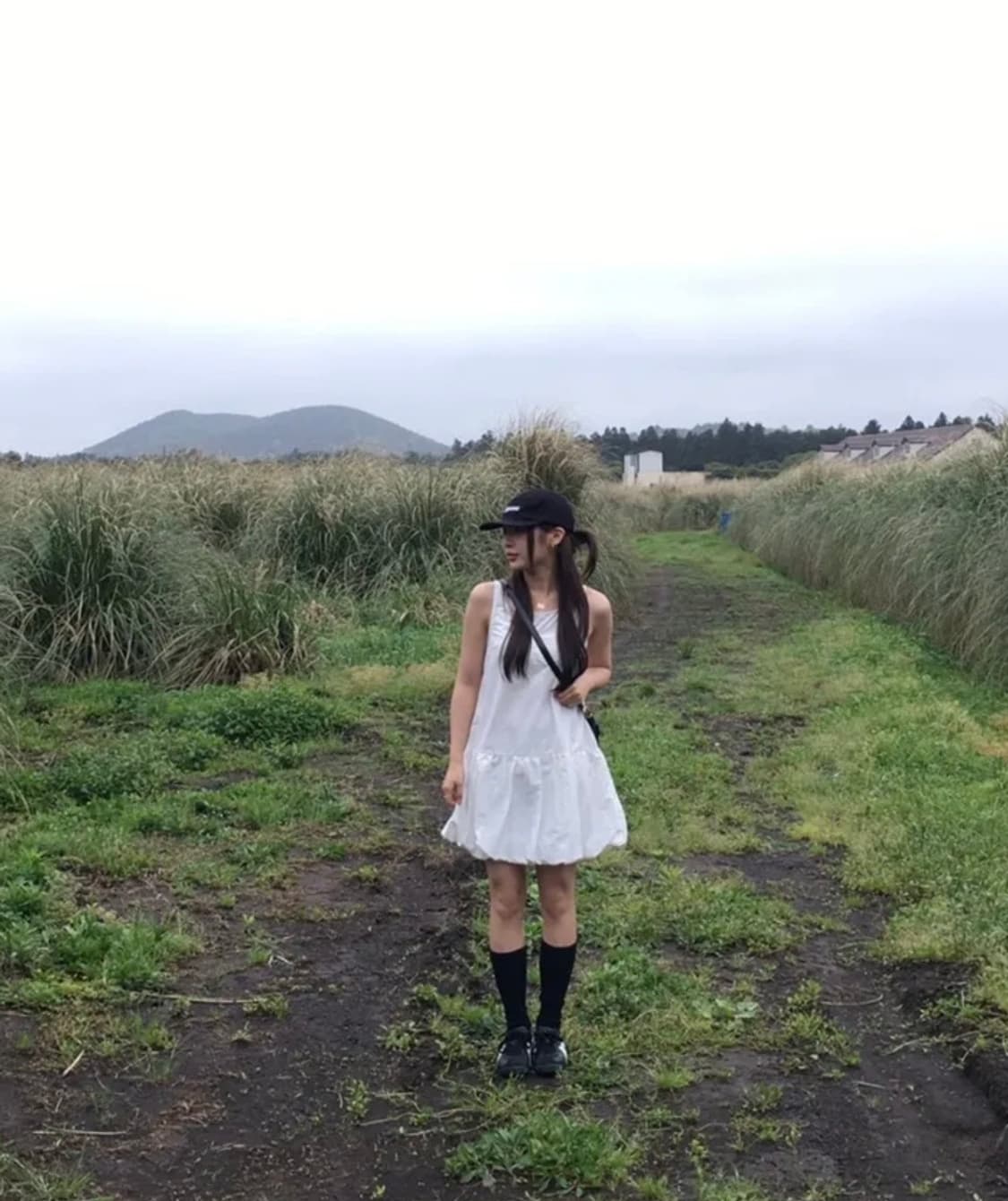 썸머무드 벌룬원피스 화이트 상품이미지1