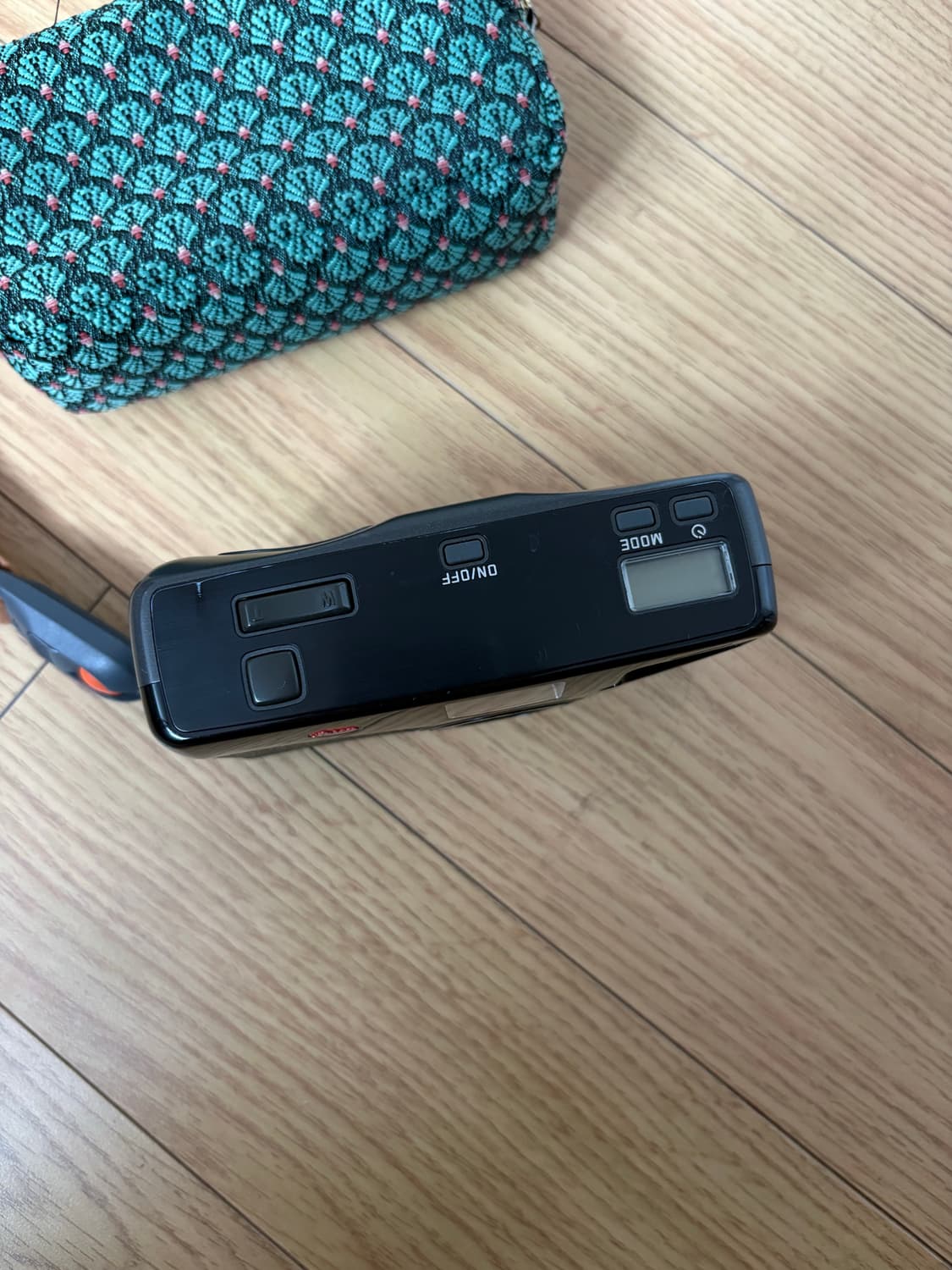 라이카 미니줌 필름 카메라 블랙 상품이미지3