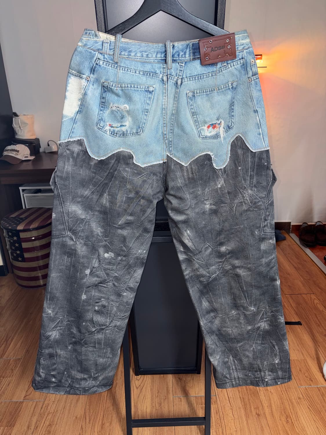 앤더슨벨 Faux-Denim Scratch leather printed 상품이미지3