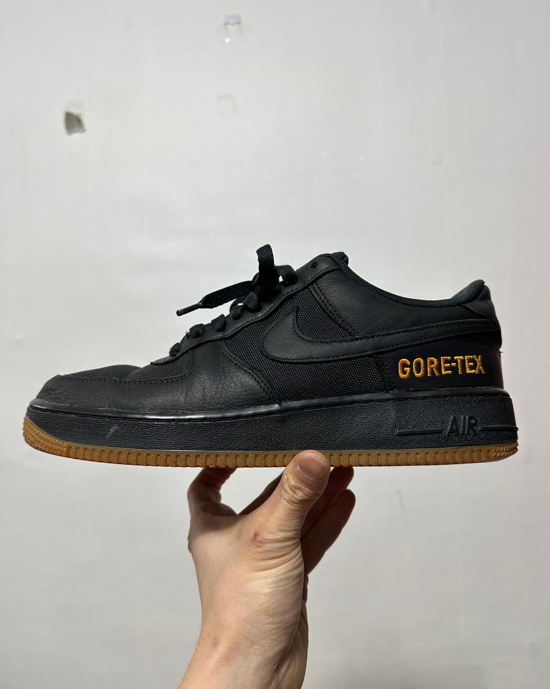 나이키 에어포스 1 고어텍스 블랙 라이트 카본 상품이미지2