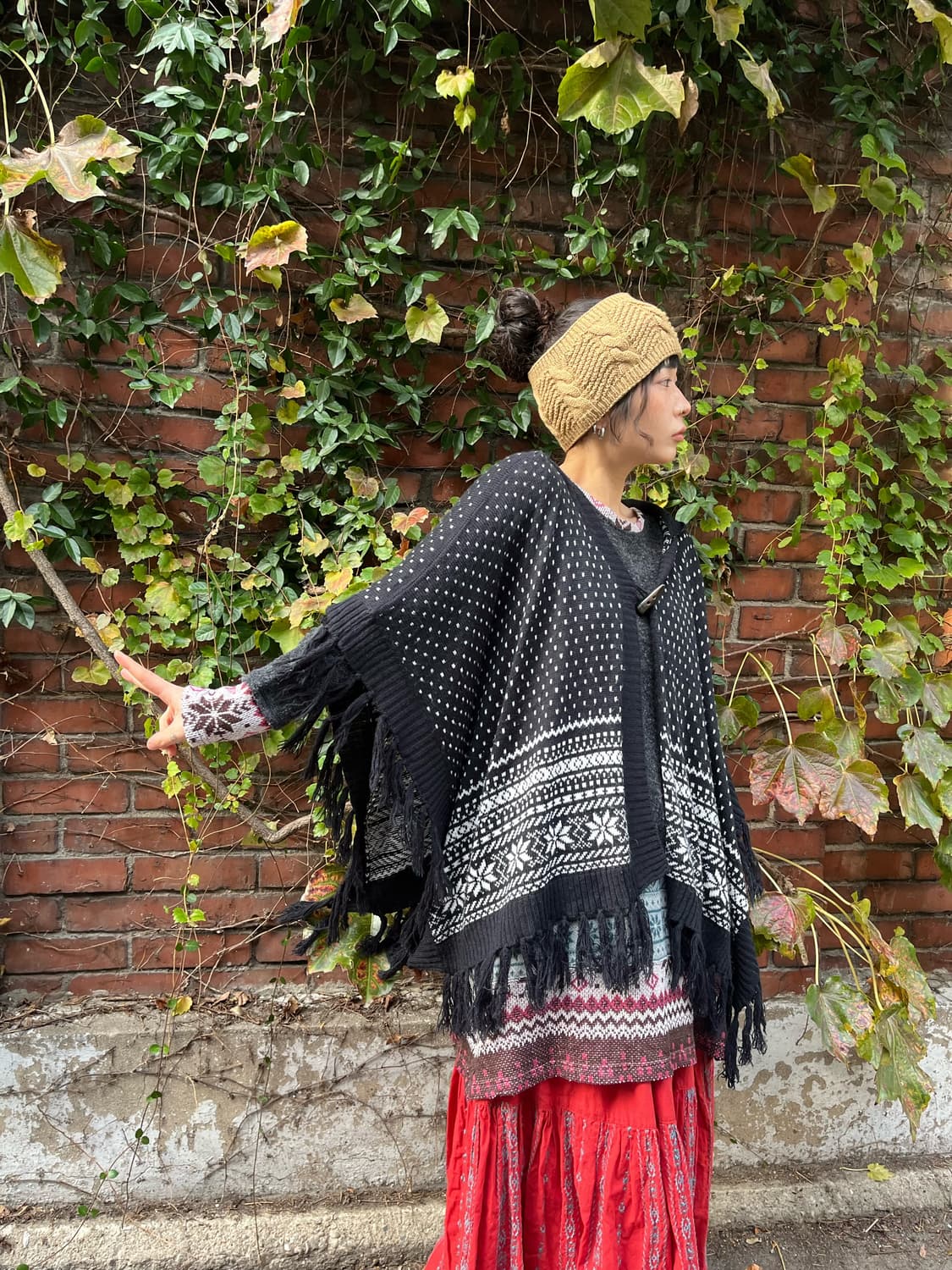 블랙 눈꽃 패턴 니트 후드 케이프 상품이미지2