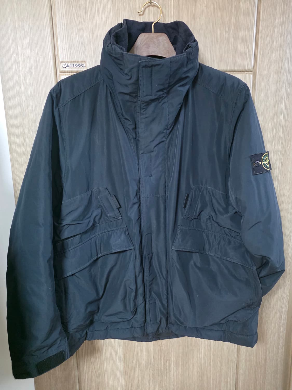 스톤아일랜드 마이크로랩스 경량 패딩 XL 상품이미지1