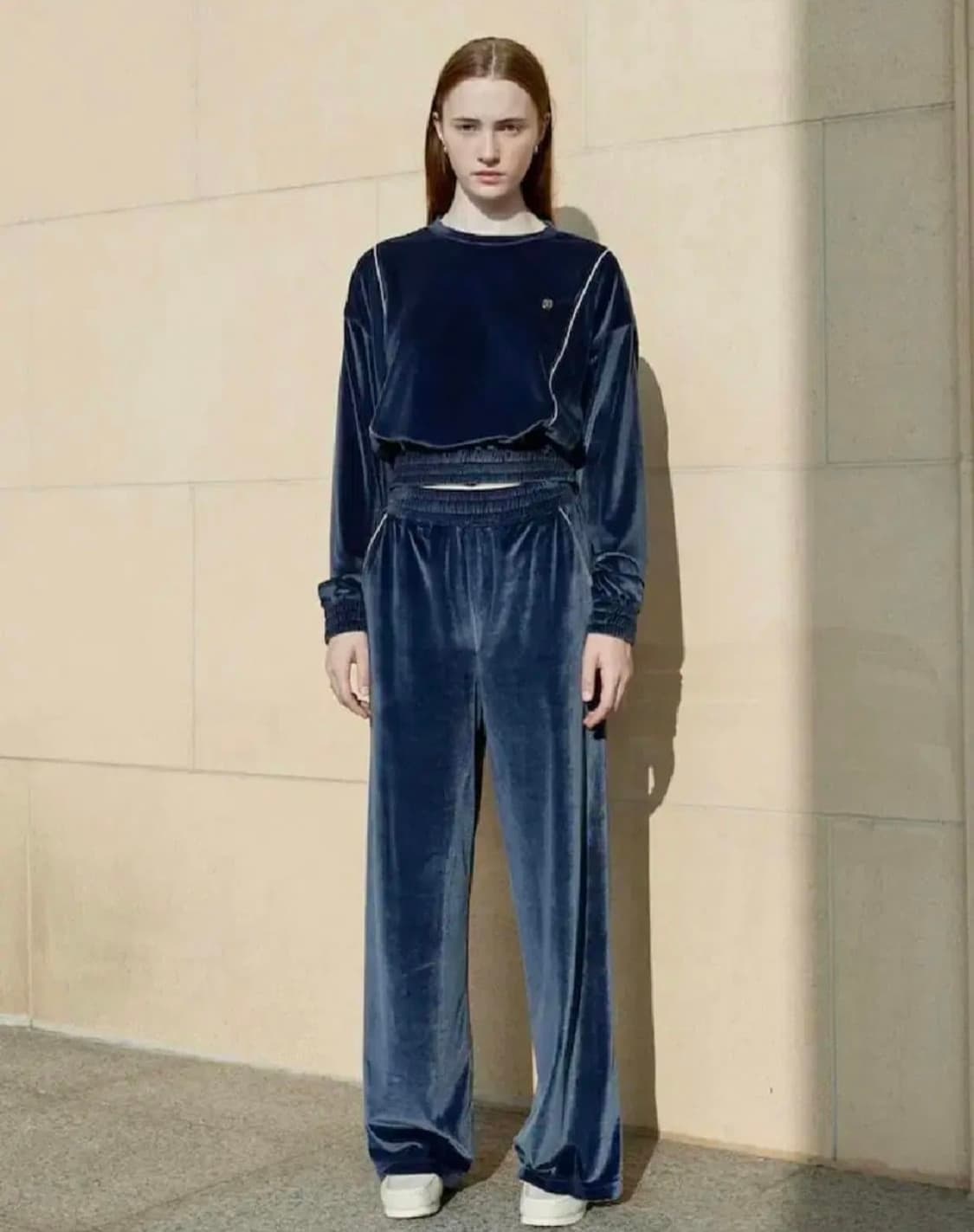 마리떼 프랑소와 벨벳 벨루어 맨투맨 차콜네이비 M 상품이미지3