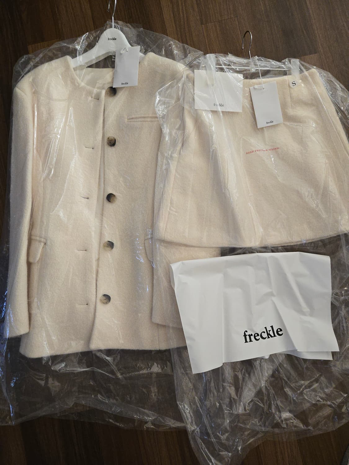 프레클 노카라 알파카 셋업 상품이미지1