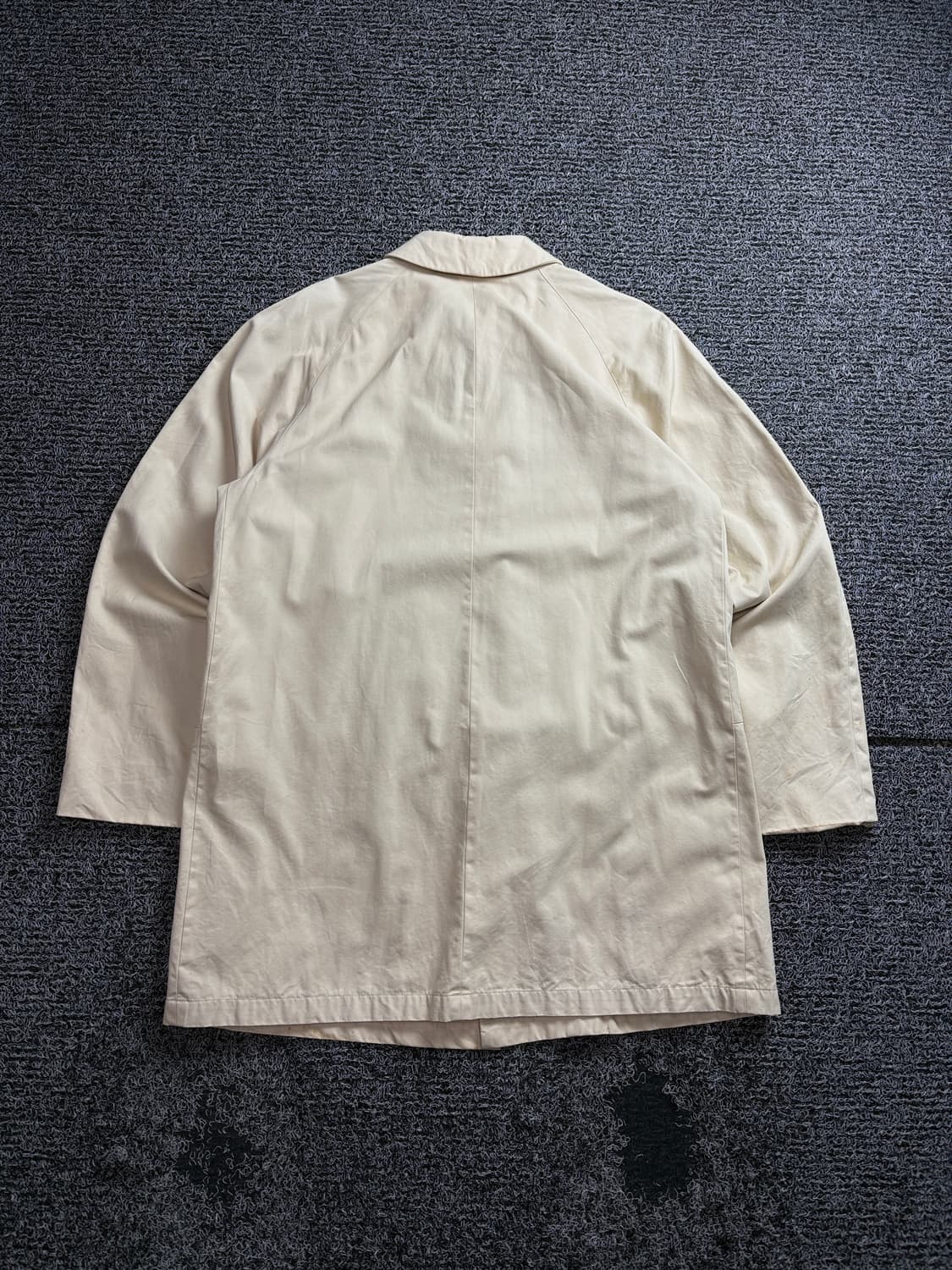 버버리 미니멀 아카이브 맥코트 베이지 3124 상품이미지4