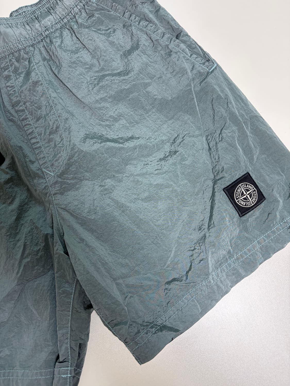 stone island shorts S사이즈 상품이미지2