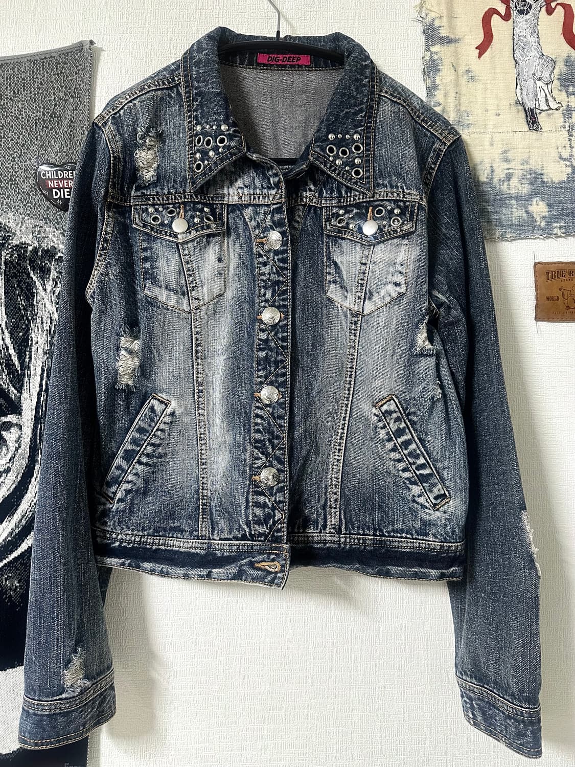 dig deep Y2K 스터드 크롭 데님자켓 상품이미지1