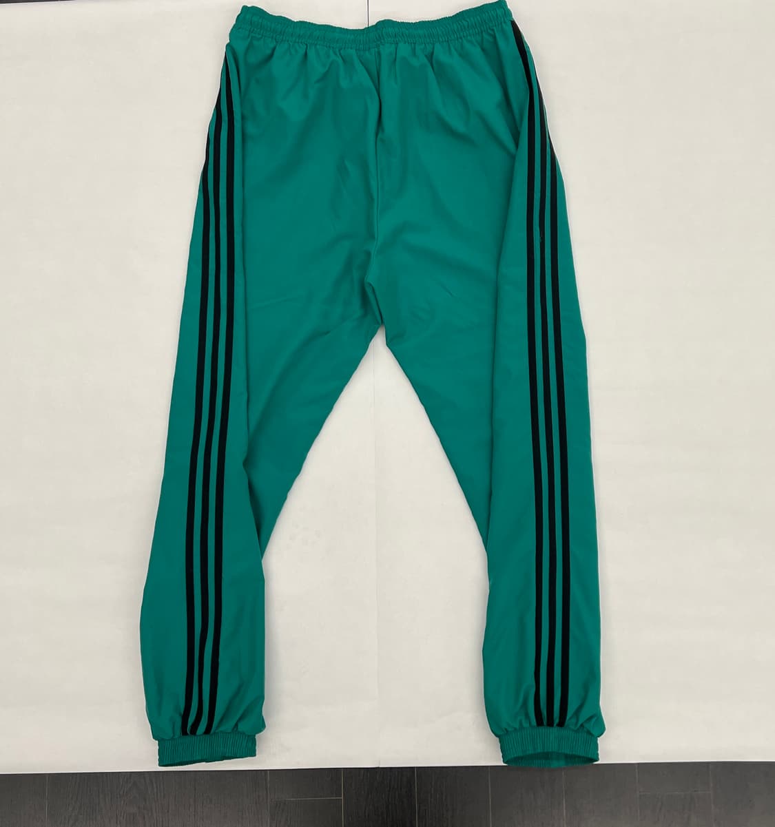 고샤루브친스키 아디다스 트랙팬츠 상품이미지3