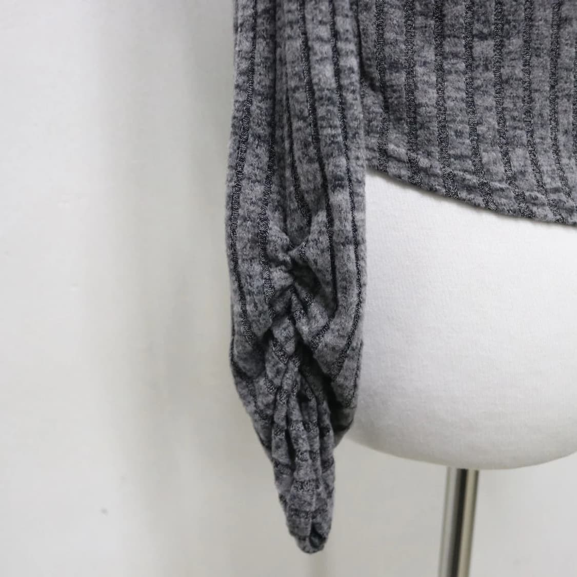 홀터넥 오프숄더 니트 66831 상품이미지5