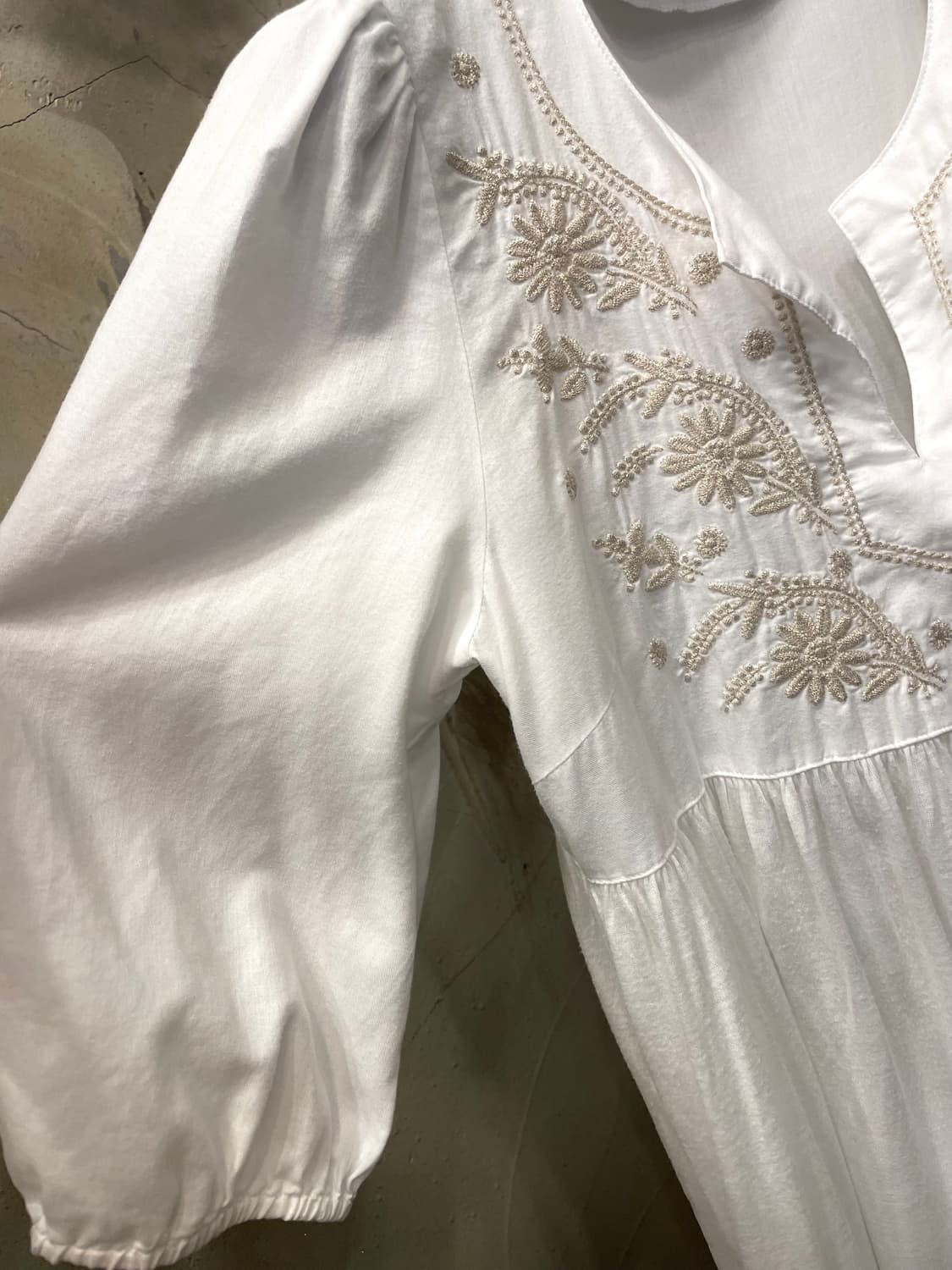 23 Vingt-trois arrondissements 꽃자수 블라우스  상품이미지5