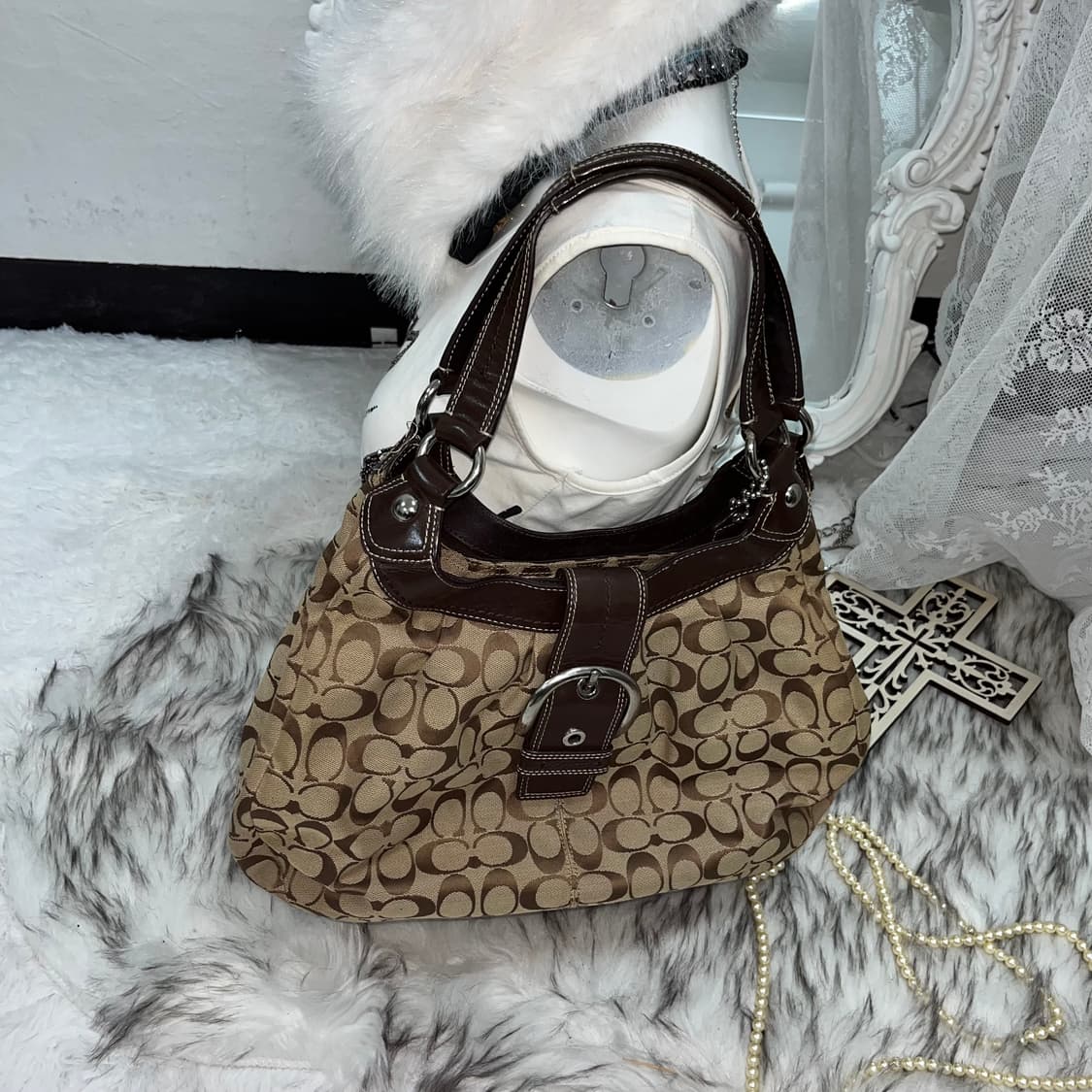 Coach 브라운 버클 숄더백 상품이미지1