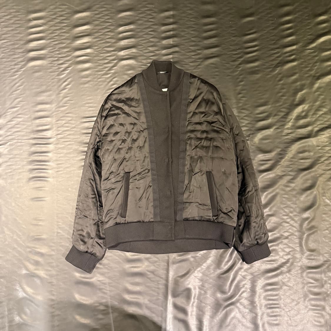 메종 마르지엘라 블랙 봄버자켓 상품이미지1