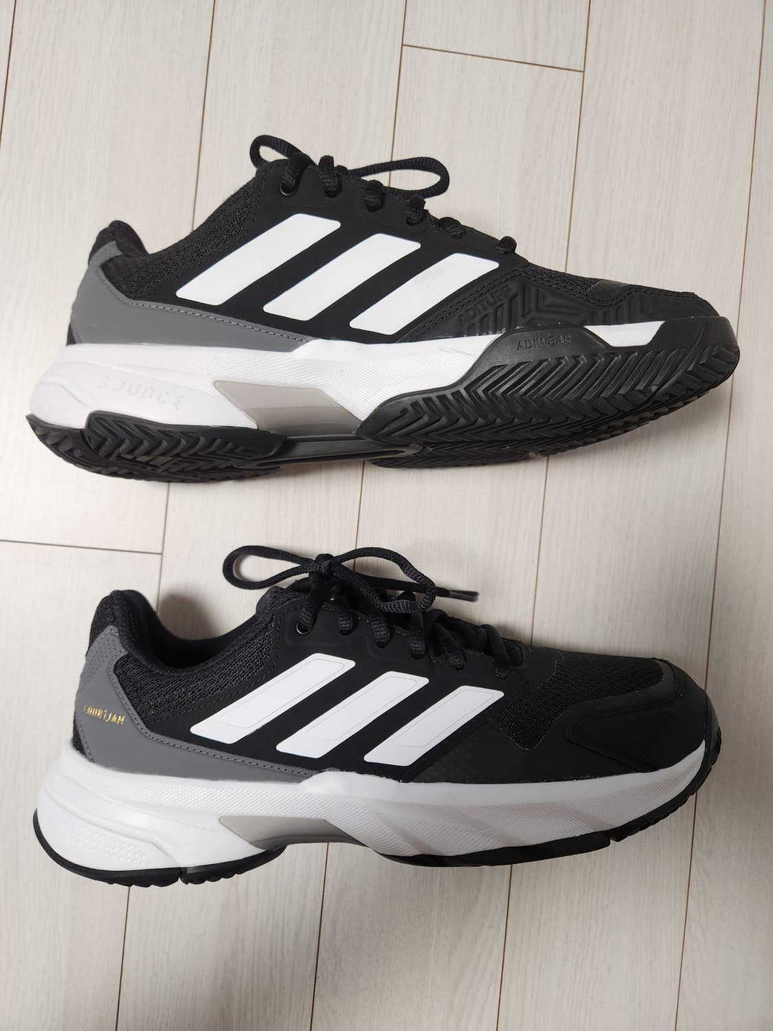 아디다스 운동화 코트잼 컨트롤 3 IF0458 테니스화 사이즈255

실 상품이미지5