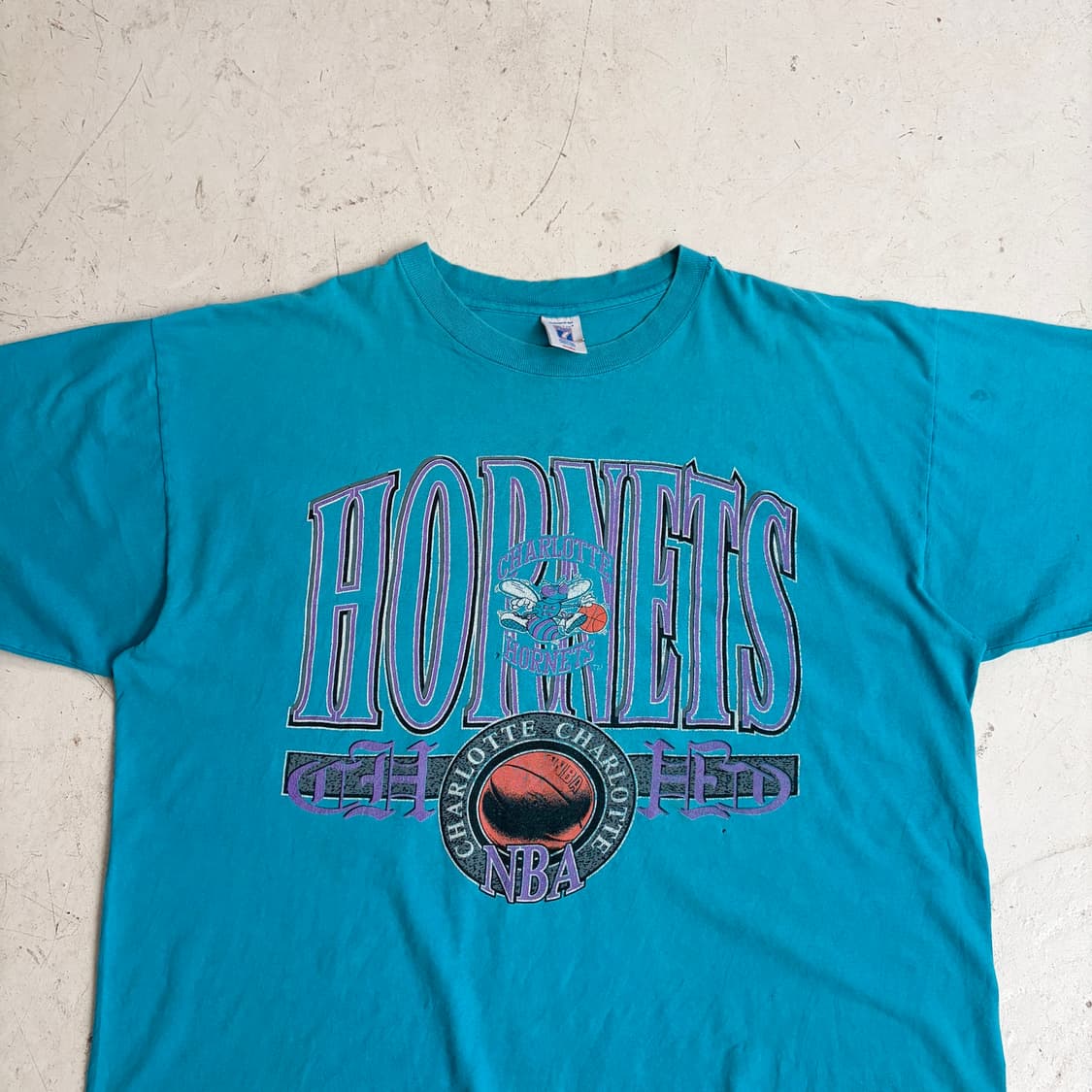90s USA Logo 7 NBA 샬럿 호네츠 빈티지 반팔티 2XL 상품이미지4