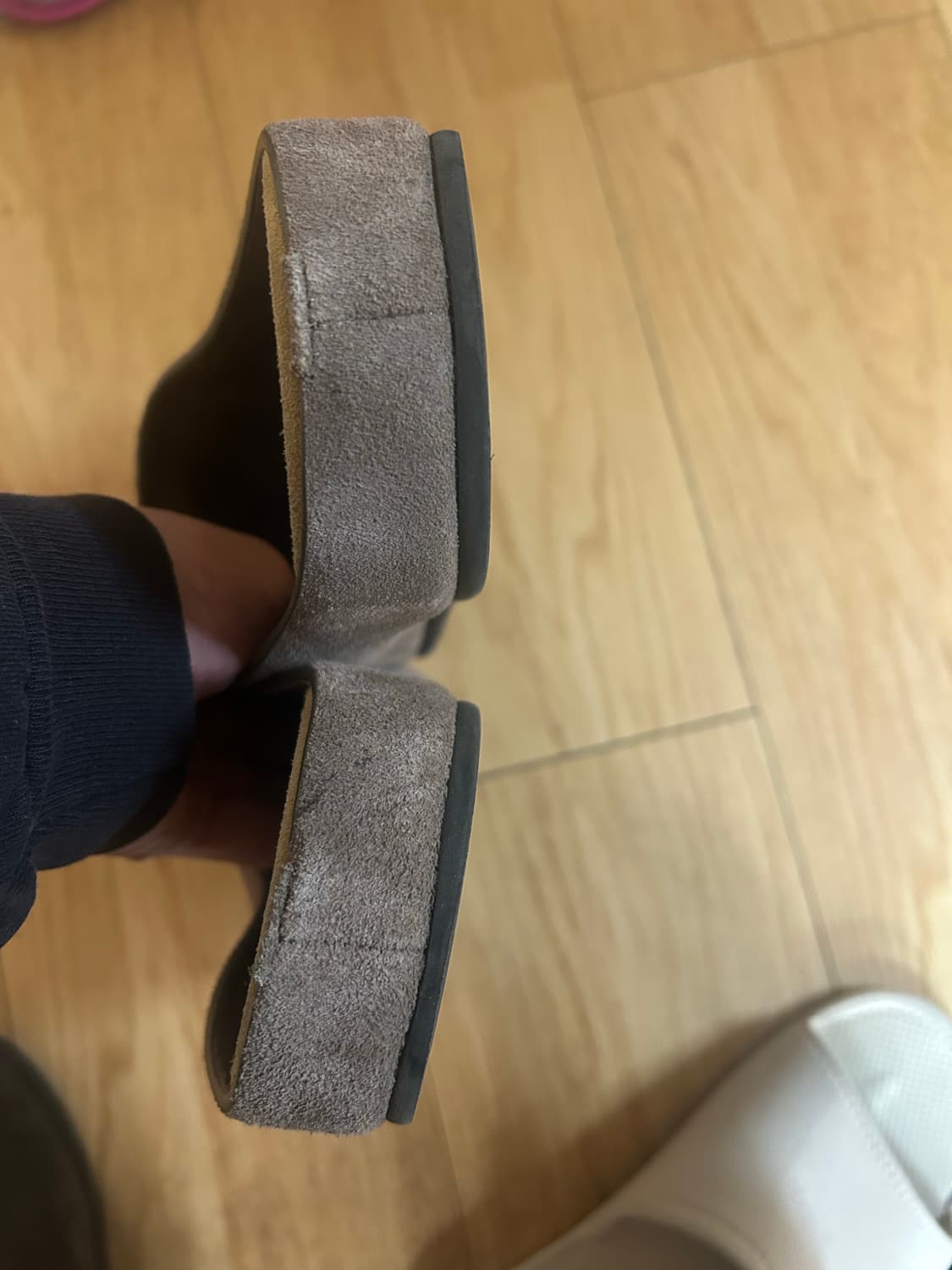 44 더로우 휴고  상품이미지4