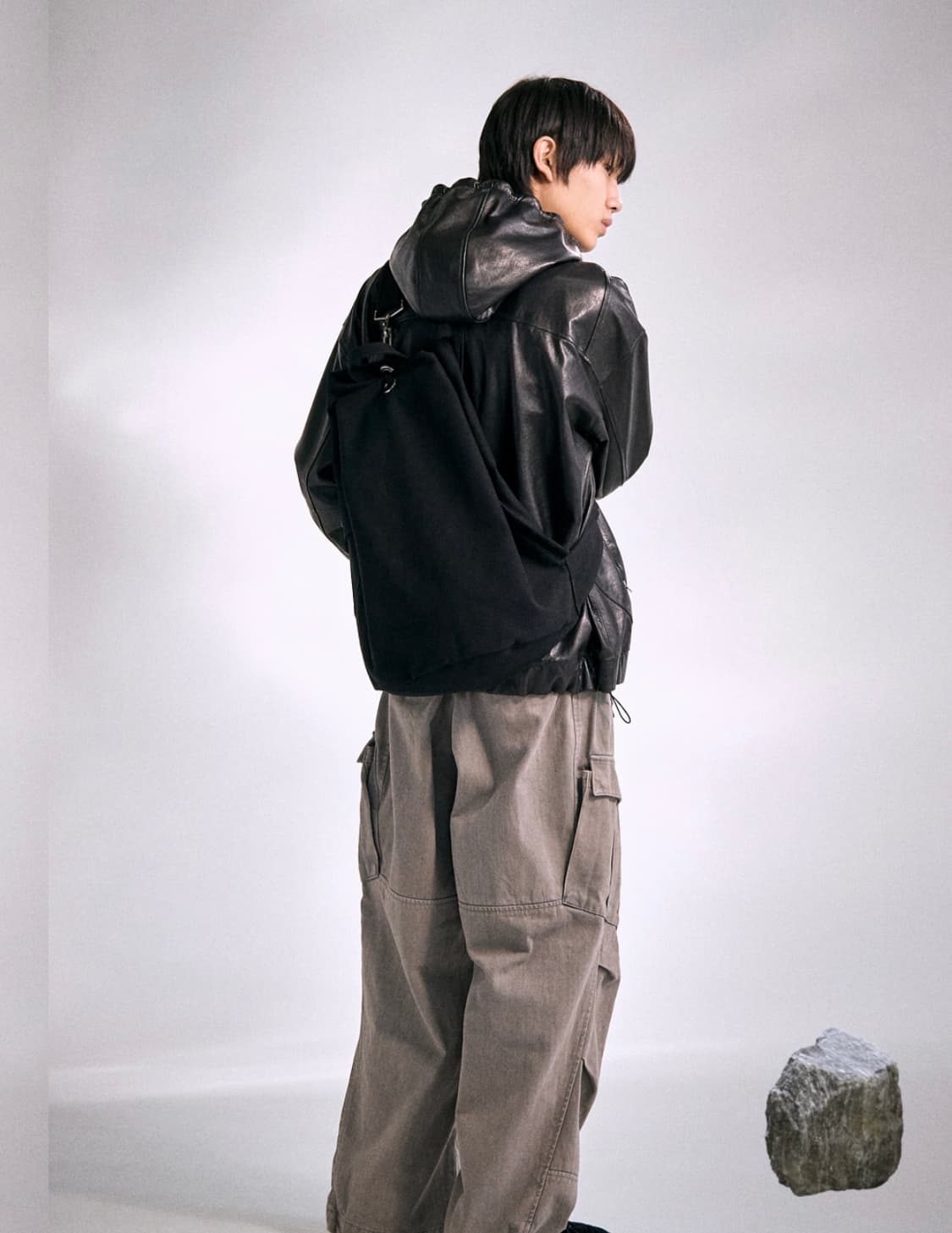 해칭룸 더플 크로스 백 블랙 상품이미지2