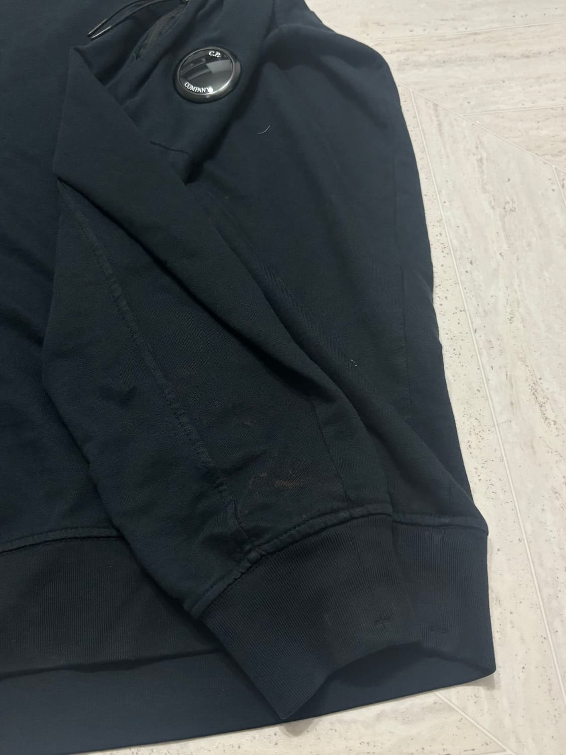 cp컴퍼니 렌즈 롱슬리브 블랙 급처 상품이미지2