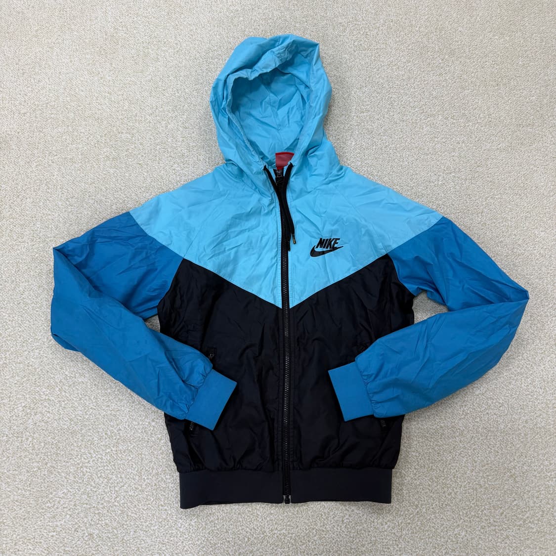 85 나이키 여성 윈드러너 바람막이 0128T1 상품이미지1