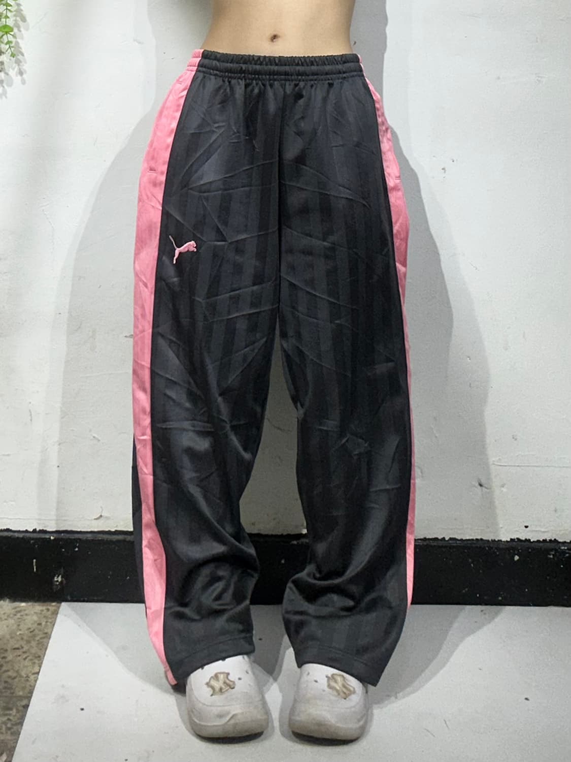 푸마 차콜 핑크 사이드 라인 와이드 팬츠 M 상품이미지2