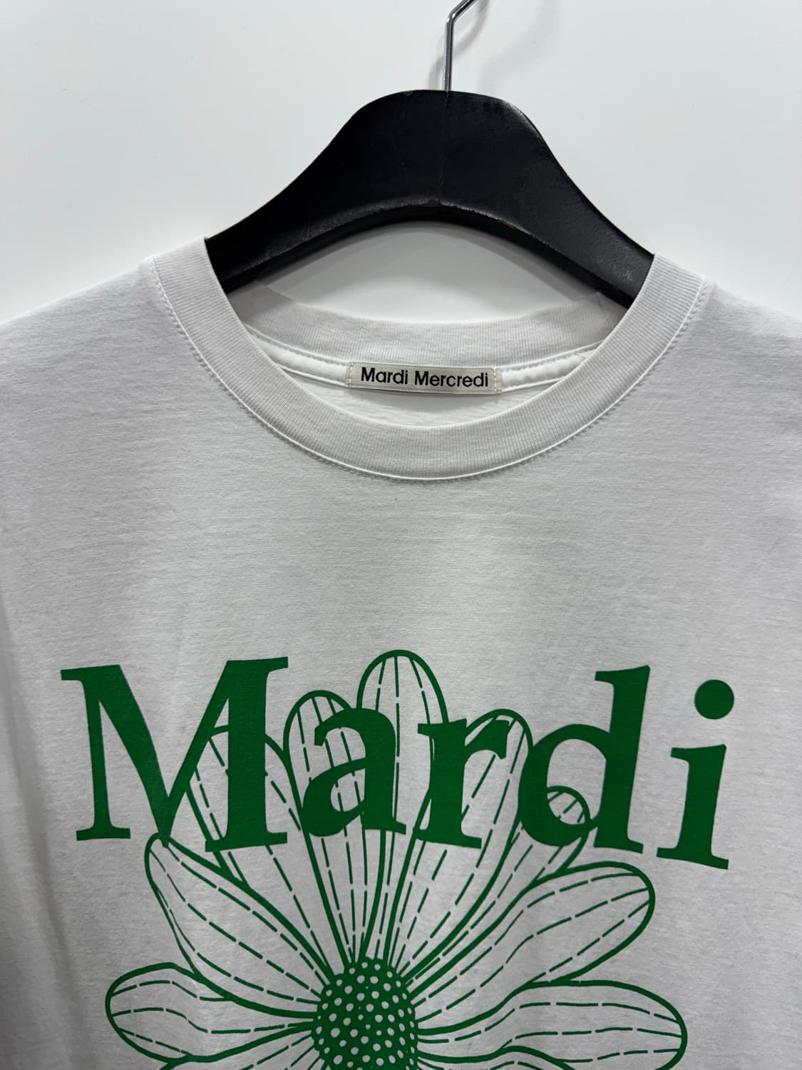 마르디 메크르디 플라워 티셔츠 화이트 그린 상품이미지2