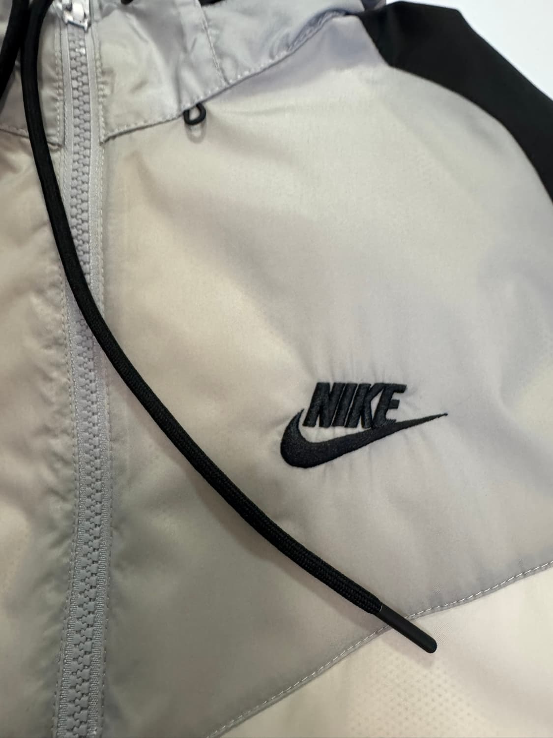 나이키 바람막이(L사이즈) 상품이미지3
