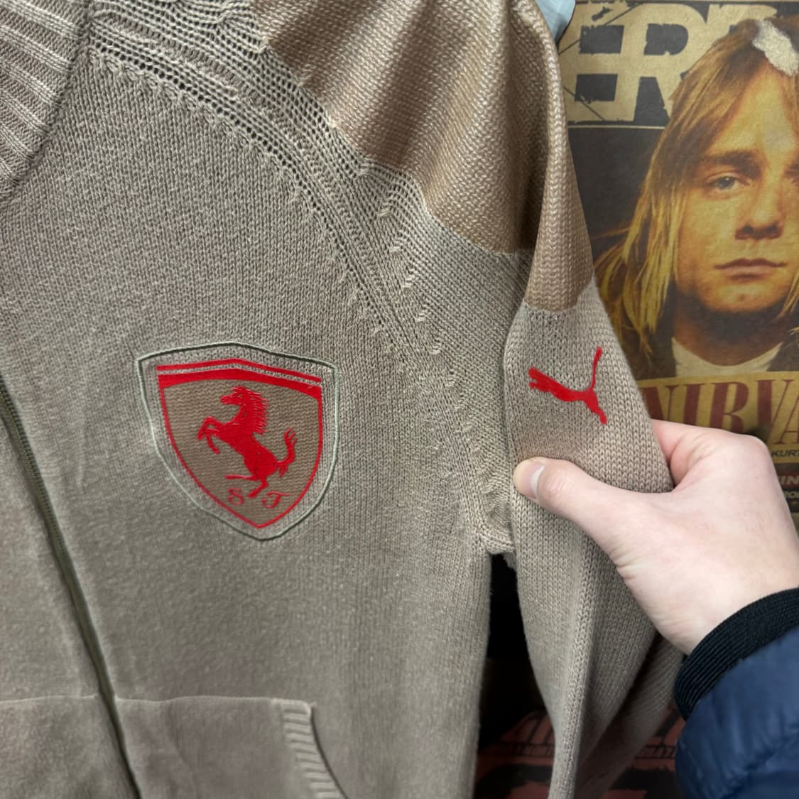 푸마 X 페라리 니트 트랙자켓 전면 로고 포인트 베이지 상품이미지5