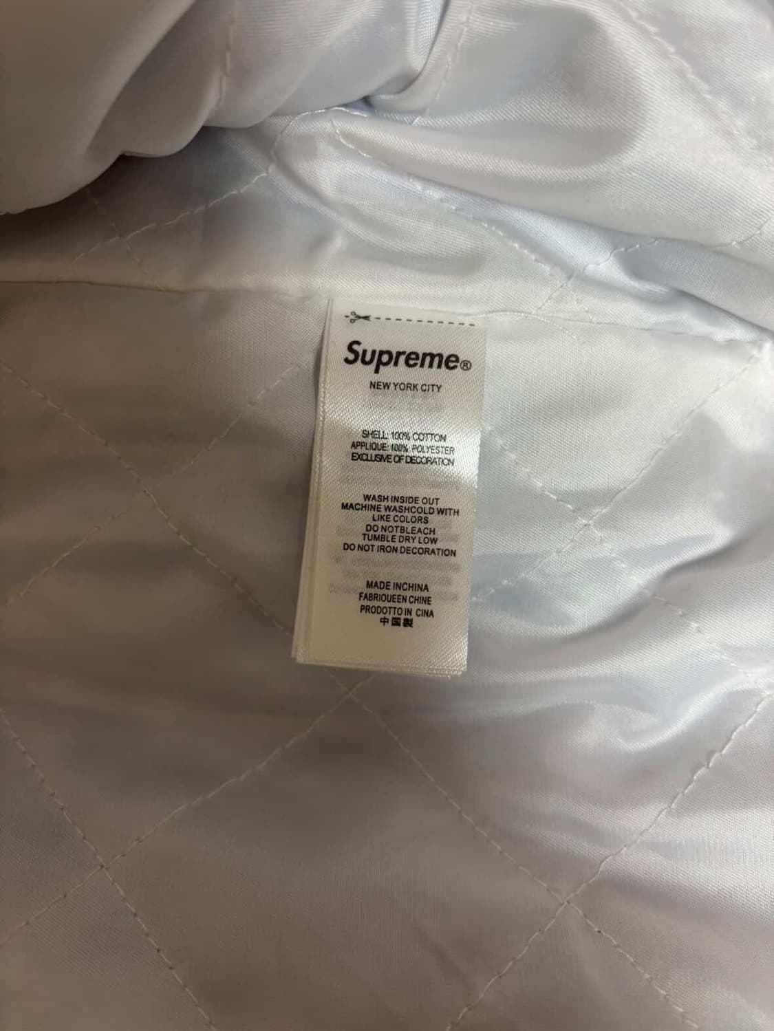 슈프림 x 스폰지밥 레이싱자켓 상품이미지3