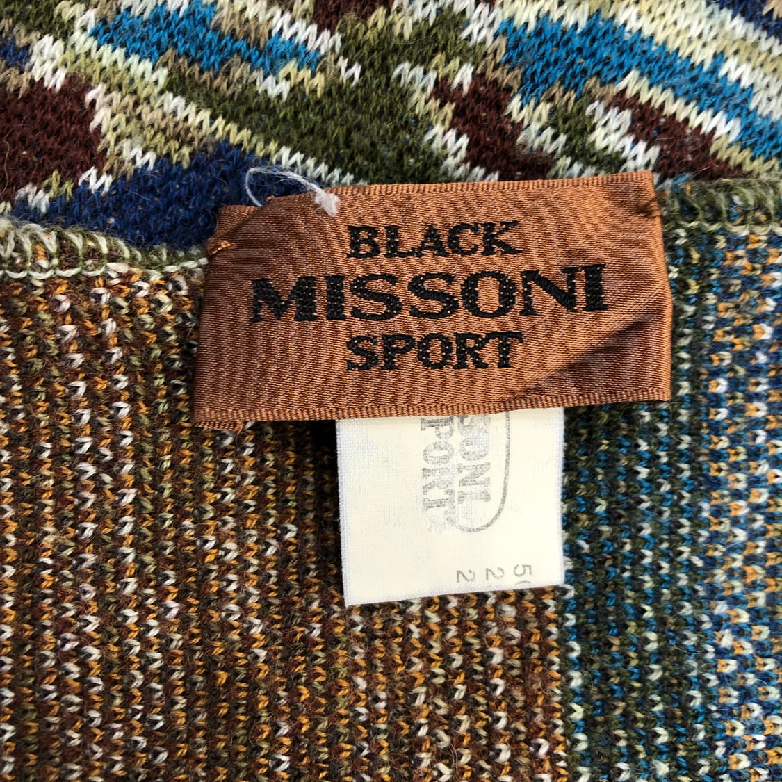 미쏘니 멀티컬러 울 패턴 머플러 상품이미지3