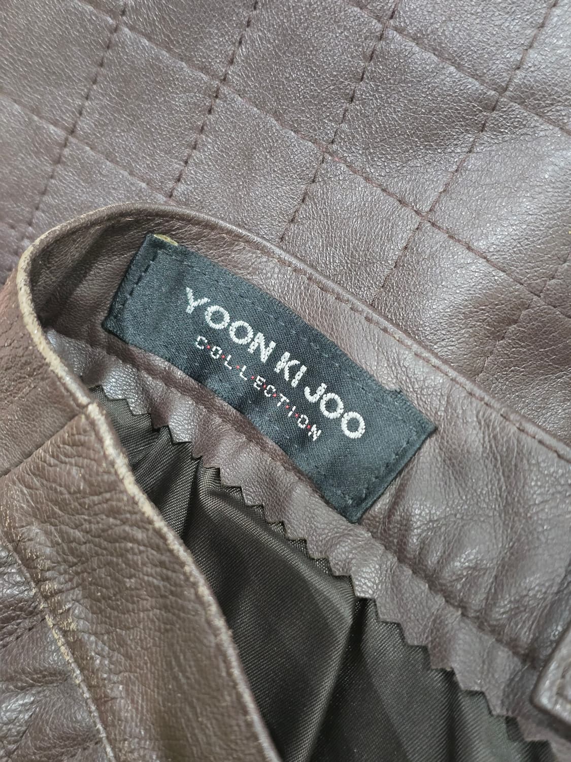 윤앤주 컬렉션 리얼 가죽 퀼팅 스커트 상품이미지4