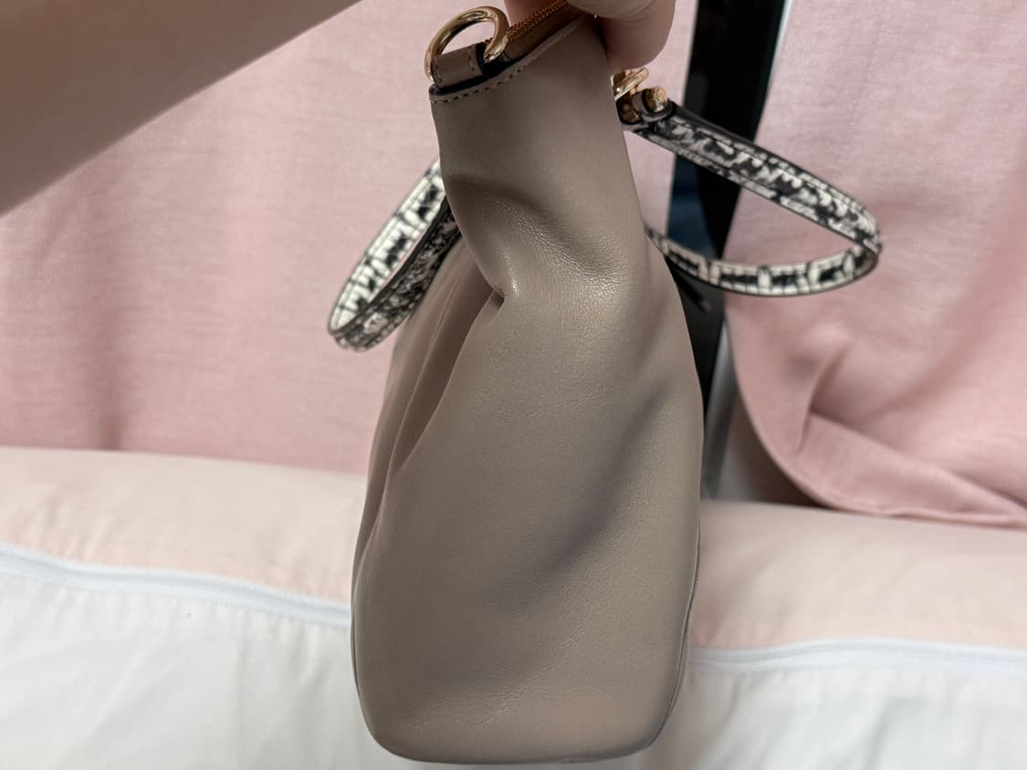 코치 토트 크로스백 베이지 상품이미지8