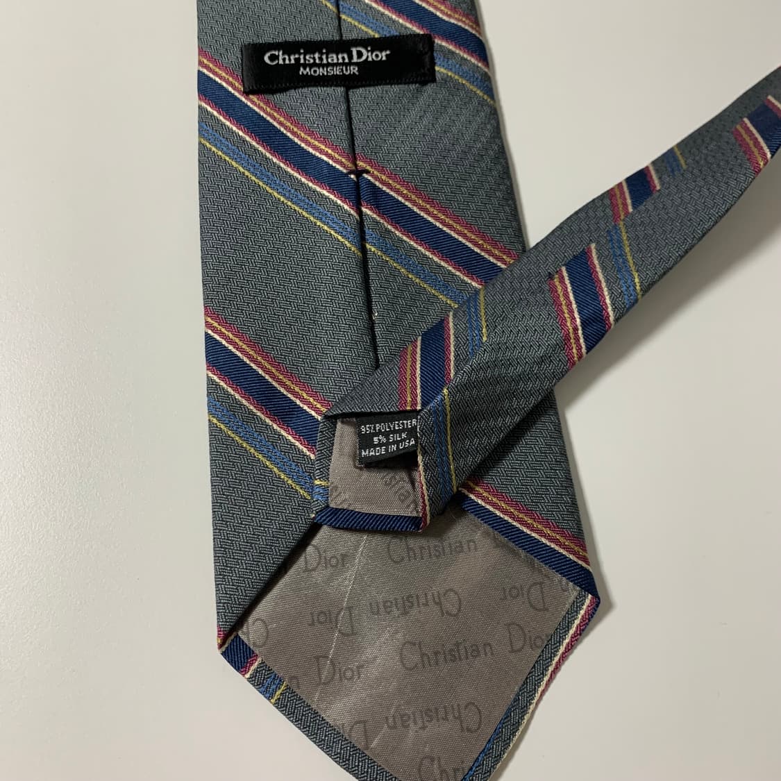 디올(DIOR) 레지멘탈 명품넥타이 혼용 폴리소재 최상급 9.3cm 상품이미지6