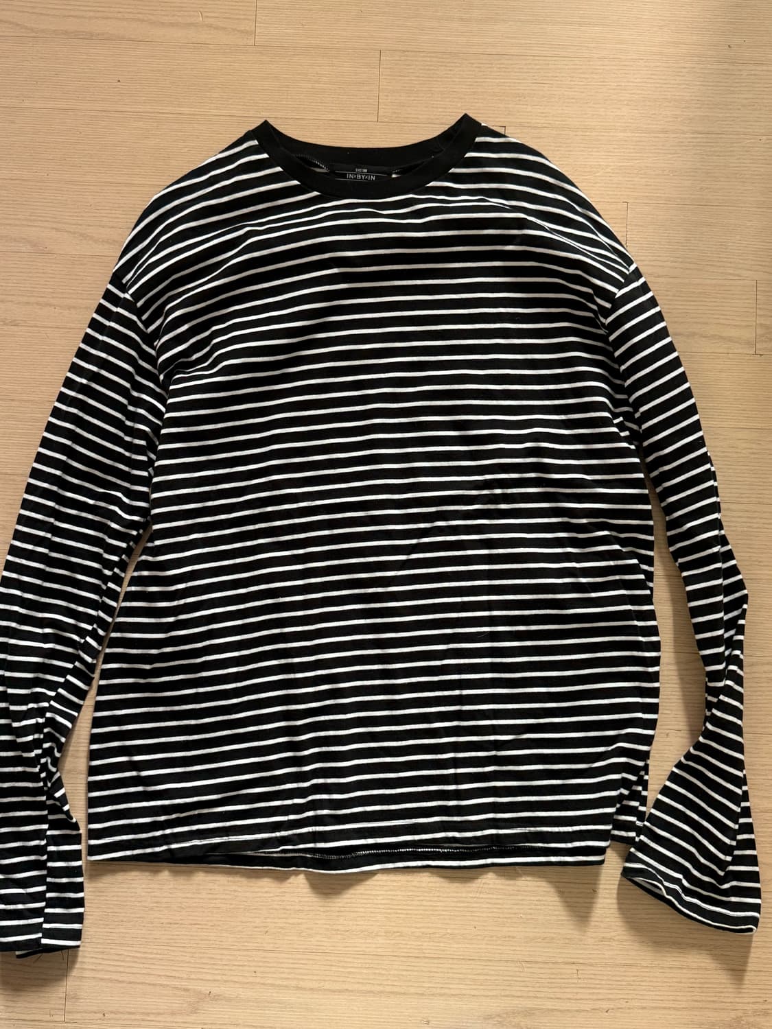 스트라이프 롱슬리브 긴팔 상품이미지1