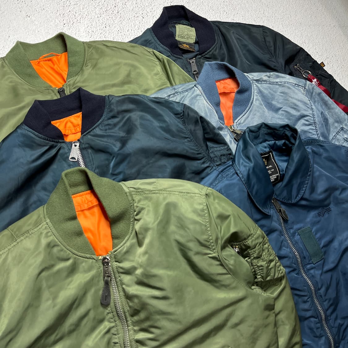 Alpha Industries MA-1 Flight Jacket 상품이미지8
