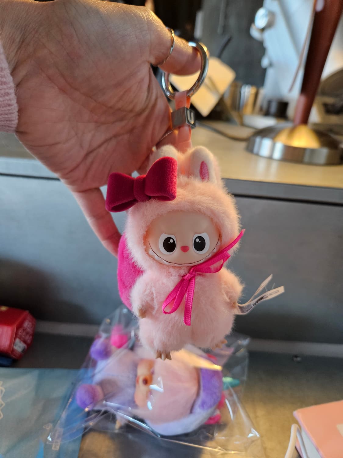 팝마트 라부부 미니 인형 키링 핑크 토끼 상품이미지1