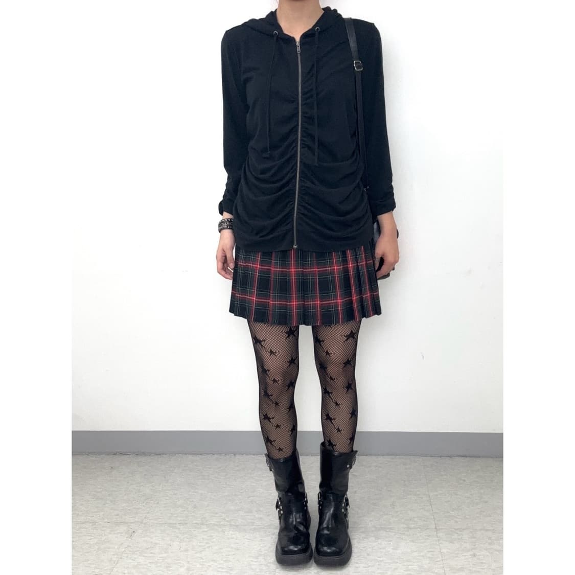 빈티지 블랙 셔링 후드집업 상품이미지2