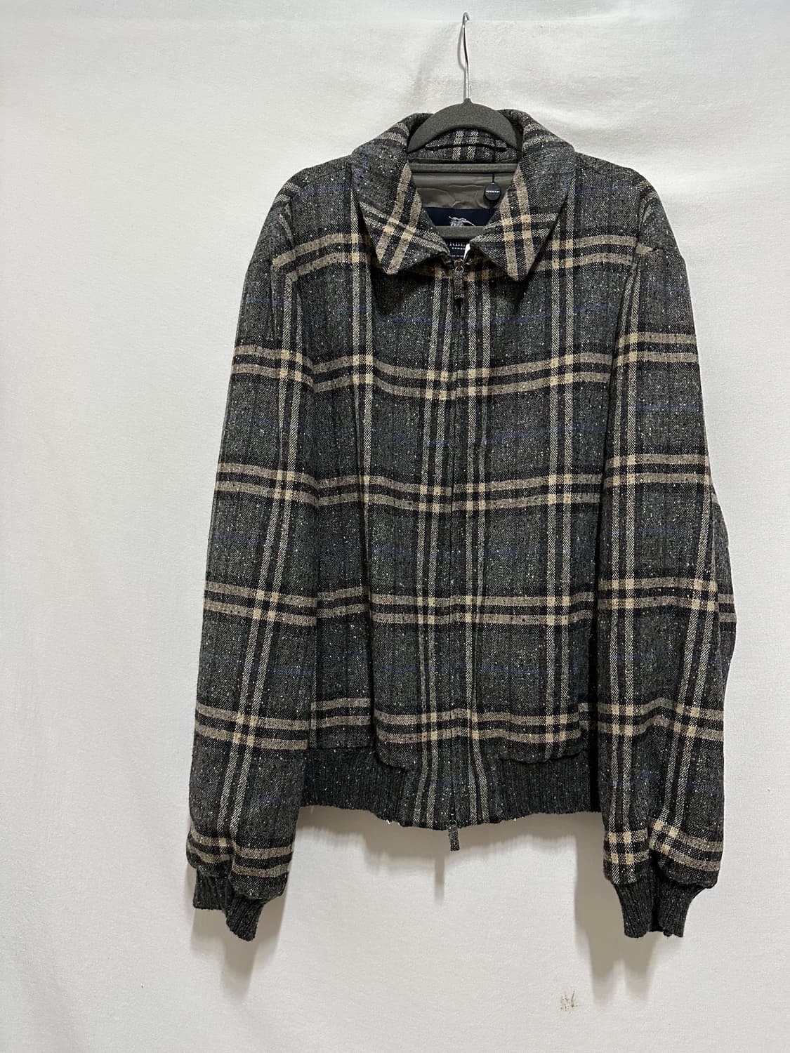 버버리 체크 블루종 상품이미지1