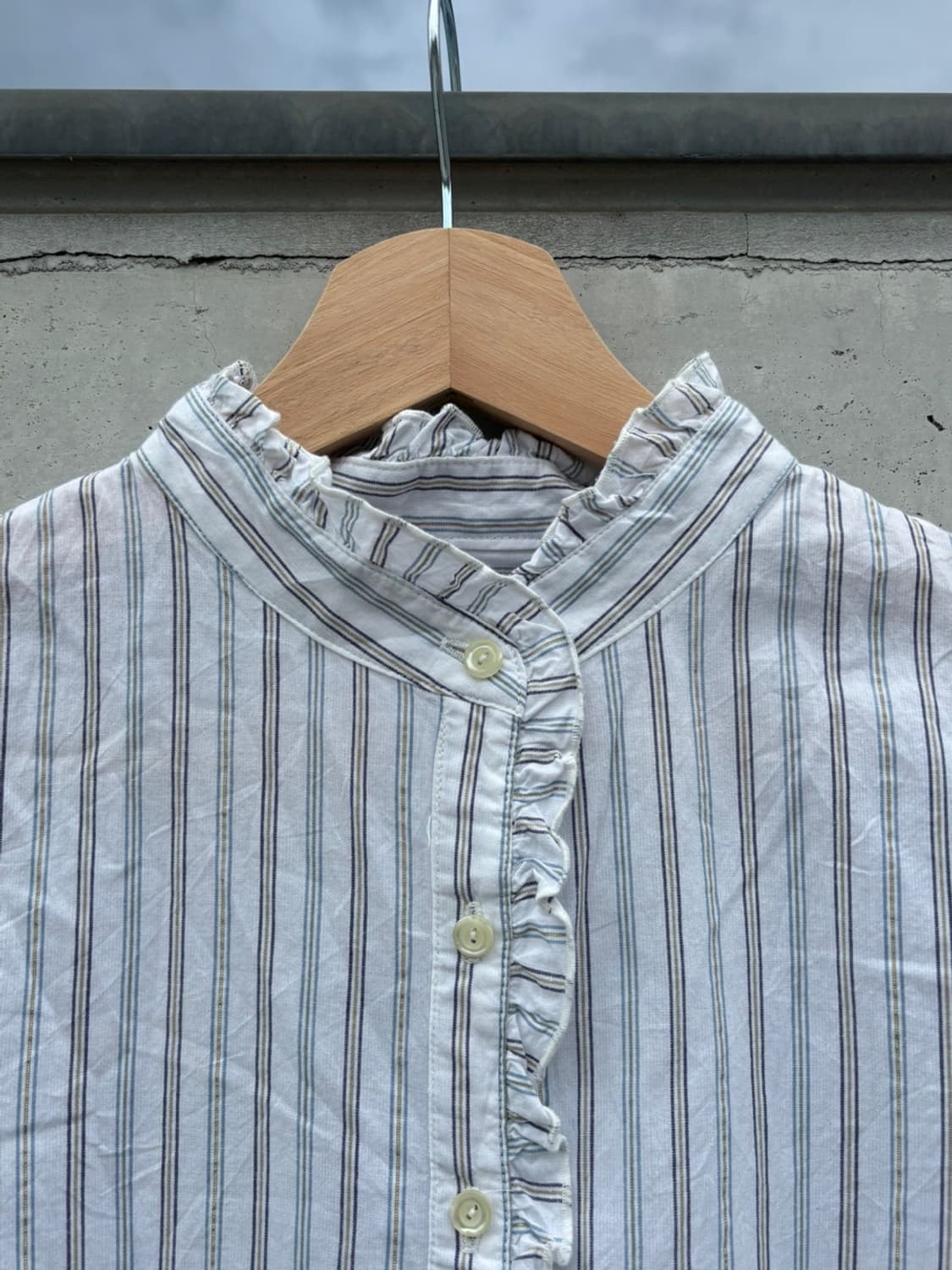 Stripe Frill Blouse 상품이미지3