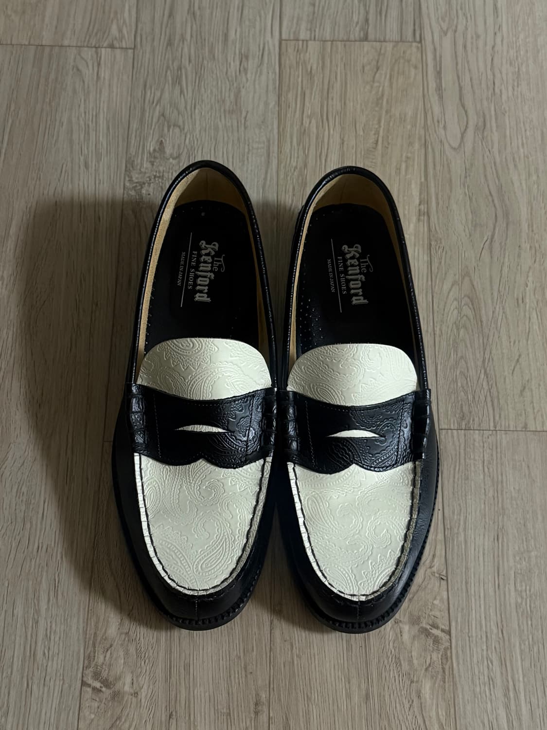 켄포드 파인슈즈 페이즐리패턴 로퍼 270 상품이미지1